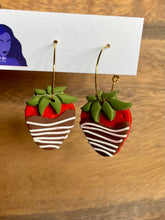 Load image into Gallery viewer, Chocolate Strawberries
